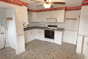 1701 Indiana Ave, Monaca, PA 15061 - Photo 11