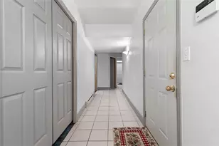 205 Veneze Dr, Robinson Twp, PA 15205 - Photo 25