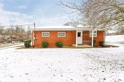 129 Byerly Drive, Penn Twp, PA 15644 - Photo 3