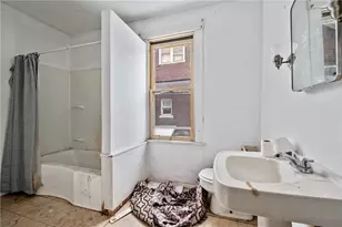 138 S 5th St, Duquesne, PA 15110 - Photo 11