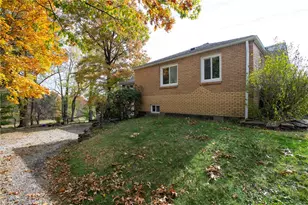 118 McClelland Dr, Indiana Township, PA 15238 - Photo 3