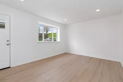 2307 Salisbury St, Pittsburgh, PA 15210 - Photo 3