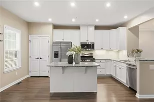 144 Cole Dr, Robinson Twp, PA 15136 - Photo 7