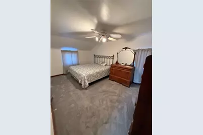 327 Macfarlane Dr, Pittsburgh, PA 15235 - Photo 15