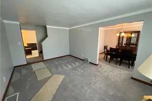 327 MacFarlane Dr, Pittsburgh, PA 15235 - Photo 7