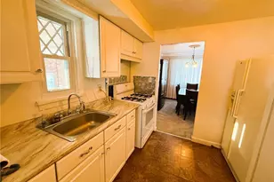 327 MacFarlane Dr, Pittsburgh, PA 15235 - Photo 9