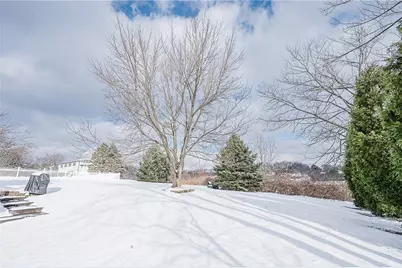 979 Barclay Rd, White Township, PA 15701 - Photo 3