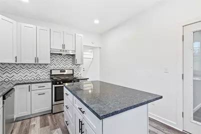 686 Filmore Rd, Pittsburgh, PA 15221 - Photo 9