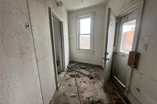 3061 Chartiers Ave, Pittsburgh, PA 15204 - Photo 7