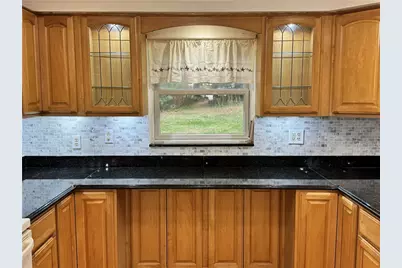 305 Beadling Rd, Pittsburgh, PA 15228 - Photo 9