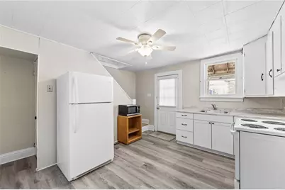 807 Oak St, Monessen, PA 15062 - Photo 9