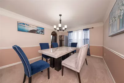 8010 Maureen Dr, Cranberry Township, PA 16066 - Photo 7