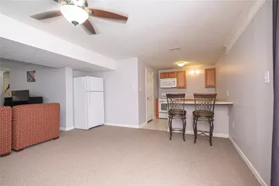 8010 Maureen Dr, Cranberry Township, PA 16066 - Photo 33