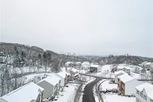 8010 Maureen Dr, Cranberry Township, PA 16066 - Photo 39