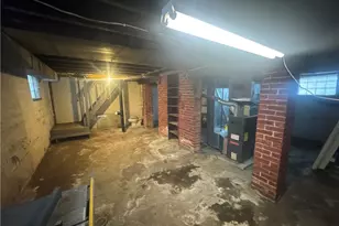 637 Memorial Dr, Pittsburgh, PA 15068 - Photo 15