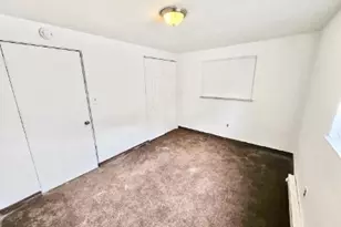 415 N 4th St, Clairton, PA 15025 - Photo 7