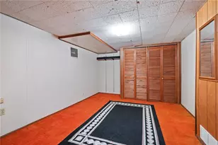 1375 Edgewood Dr, West Homestead, PA 15120 - Photo 17