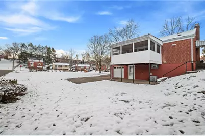 1375 Edgewood Dr, West Homestead, PA 15120 - Photo 21