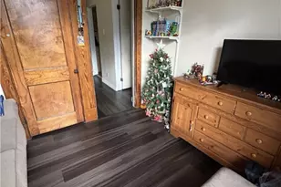 1720 Broadway Ave, Beechview, PA 15216 - Photo 5