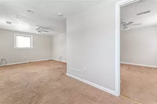 2851 Bella Vista Dr, Hampton, PA 15101 - Photo 9