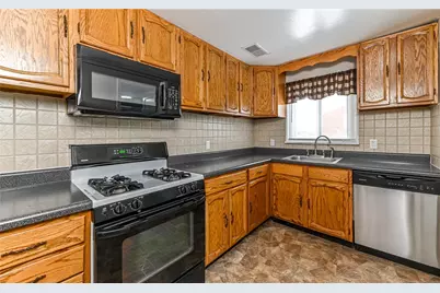 2851 Bella Vista Dr, Hampton, PA 15101 - Photo 11