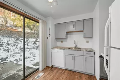 14 Bethany Dr #A, Pittsburgh, PA 15215 - Photo 9