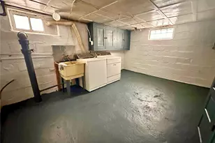 900 Vankirk St, Clairton, PA 15025 - Photo 13