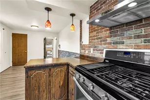 25 Carol Dr, Collier Township, PA 15106 - Photo 17