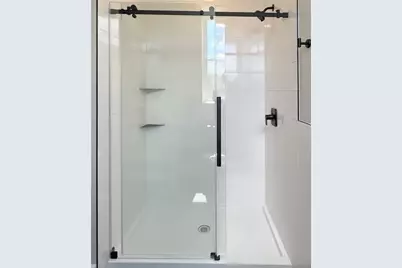 422 Walnut St #1, Sewickley, PA 15143 - Photo 13