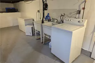 1011 Maple St, Harrison Township, PA 15065 - Photo 41