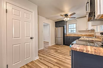 24 S 6th St, Youngwood, PA 15697 - Photo 3