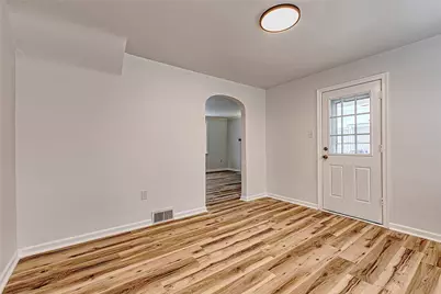 24 S 6th St, Youngwood, PA 15697 - Photo 11