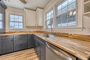 24 S 6th St, Youngwood, PA 15697 - Photo 7