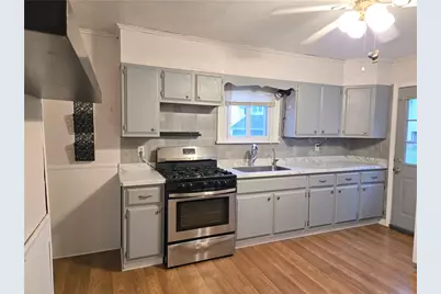 1005 Griswold St, Sharon, PA 16146 - Photo 9