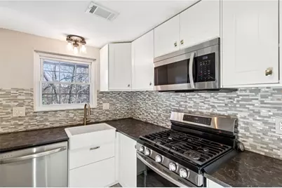 108 Shippen Dr, Moon/Crescent Twp, PA 15108 - Photo 11