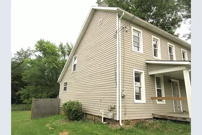 931 Mapletown, Greensboro, PA 15338 - Photo 3