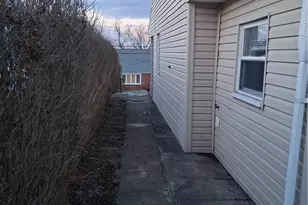 1332 Beverly Rd, Port Vue, PA 15133 - Photo 3