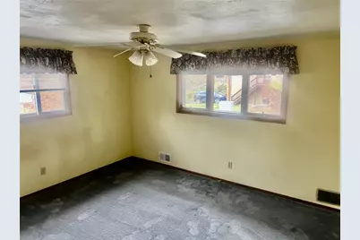 314 Pointview Rd, Pittsburgh, PA 15227 - Photo 11