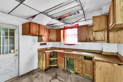 1741 Laketon Rd, Pittsburgh, PA 15221 - Photo 11