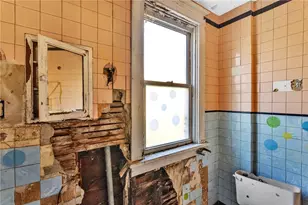 1741 Laketon Rd, Pittsburgh, PA 15221 - Photo 21