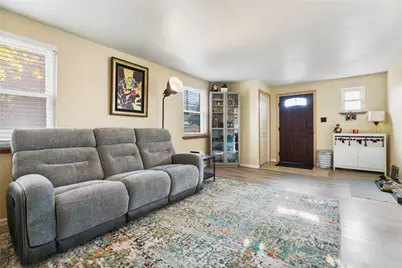 121 Betty Jane Ct, Pittsburgh, PA 15235 - Photo 3