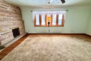 260 Simon Dr, Summit Township, PA 16002 - Photo 9