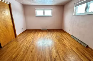260 Simon Dr, Summit Township, PA 16002 - Photo 17