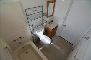 238 Fleet St, Braddock, PA 15104 - Photo 5