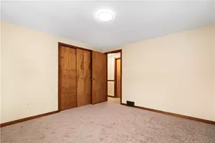 707 Clark Ave, Jeannette, PA 15644 - Photo 19