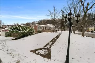 707 Clark Ave, Jeannette, PA 15644 - Photo 3