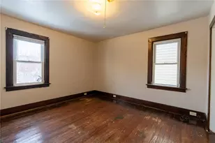 48 Sampson Ave, Pittsburgh, PA 15205 - Photo 9