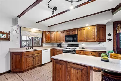 107 Bertram Ave, Bentleyville, PA 15314 - Photo 7