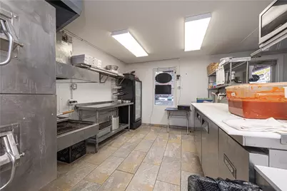 3286 Babcock Blvd, Ross Twp, PA 15237 - Photo 7