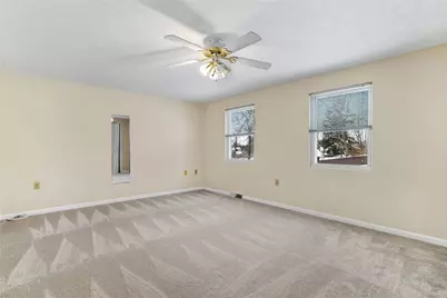 5704 Willow Terrace Dr, Bethel Park, PA 15102 - Photo 27